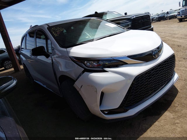 2024 Toyota Sienna Xse მანქანა იყიდება აუქციონზე, vin: 5TDXRKEC7RS181854, აუქციონის ნომერი: 44950138