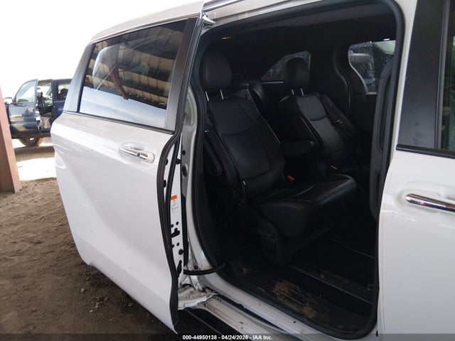 2024 Toyota Sienna Xse მანქანა იყიდება აუქციონზე, vin: 5TDXRKEC7RS181854, აუქციონის ნომერი: 44950138