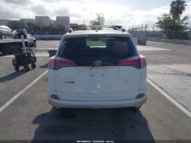 JTMNFREV1GJ063254 Toyota RAV4 SE