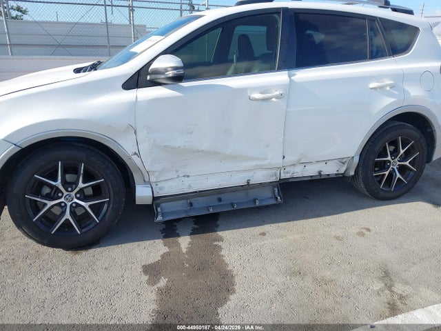JTMNFREV1GJ063254 Toyota RAV4 SE