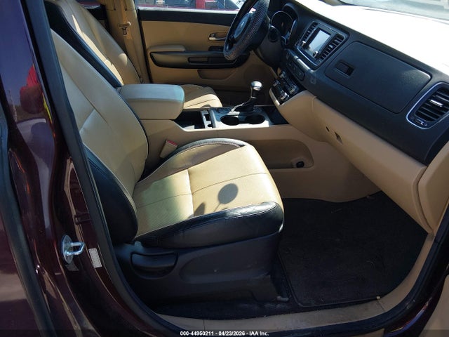 Продажа на аукционе авто 2017 Kia Sedona Lx, vin: KNDMB5C18H6305509, номер лота: 44950211