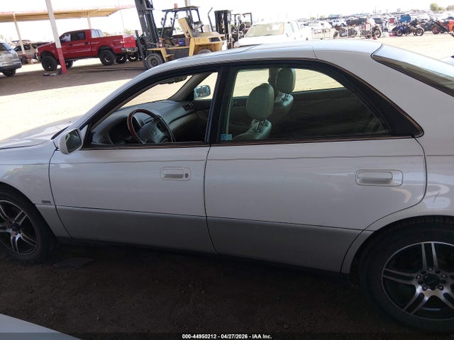 Продажа на аукционе авто 2000 Lexus Es 300, vin: JT8BF28G6Y0259560, номер лота: 44950212