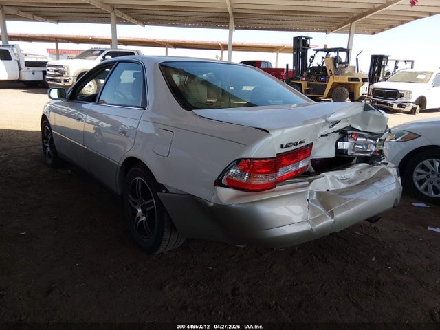 Продажа на аукционе авто 2000 Lexus Es 300, vin: JT8BF28G6Y0259560, номер лота: 44950212