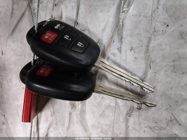4T1BF1FKXGU594410 Toyota CAMRY LE