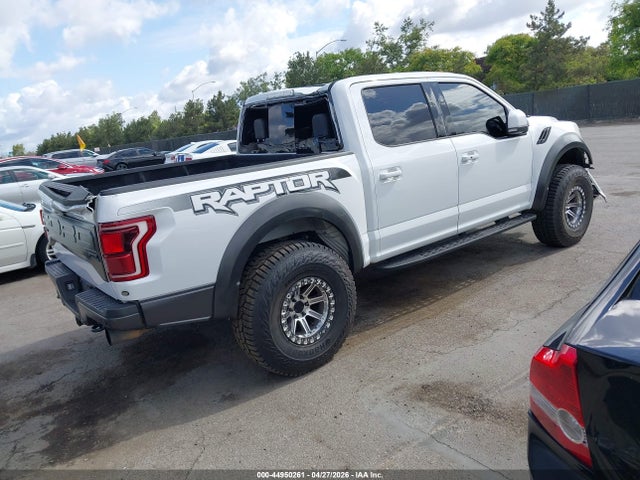 Продаж на аукціоні авто 2018 Ford F-150 Raptor, vin: 1FTFW1RG3JFA94131, номер лоту: 44950261
