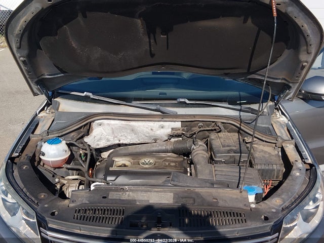 2012 Volkswagen Tiguan S მანქანა იყიდება აუქციონზე, vin: WVGAV7AX9CW076047, აუქციონის ნომერი: 44950293