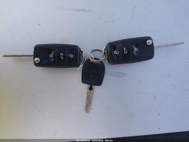 2012 Volkswagen Tiguan S მანქანა იყიდება აუქციონზე, vin: WVGAV7AX9CW076047, აუქციონის ნომერი: 44950293