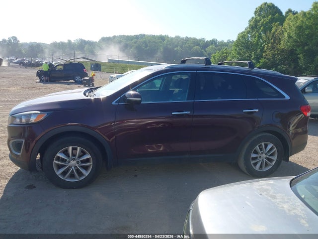 44950294 :رقم المزاد ، 5XYPG4A33JG430501 vin ، 2018 Kia Sorento 2.4l Lx مزاد بيع