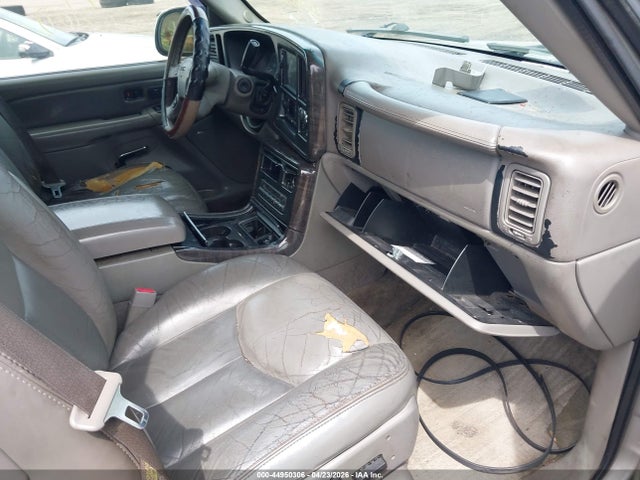 44950306 :رقم المزاد ، 1GKEK63U45J214934 vin ، 2005 Gmc Yukon Denali مزاد بيع