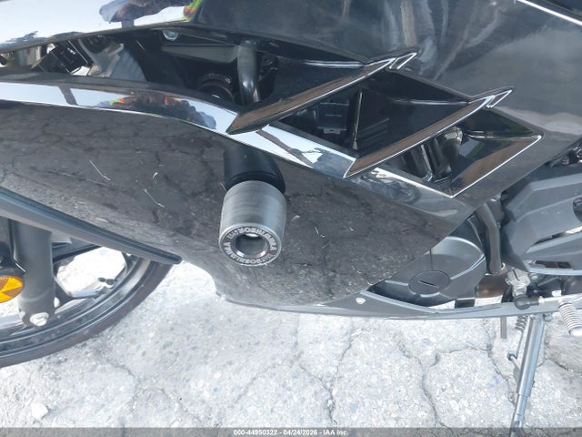 Kawasaki Ex300 B 2014 JKAEX8B10EA006415 Image 6