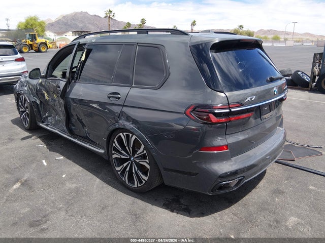 5UX23EM0XP9P28372 BMW X7 Xdrive40i