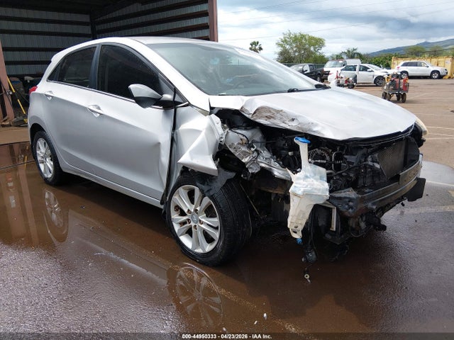 2013 Hyundai Elantra Gt მანქანა იყიდება აუქციონზე, vin: KMHD35LE2DU134290, აუქციონის ნომერი: 44950333
