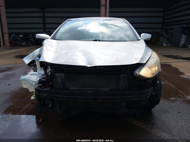 2013 Hyundai Elantra Gt მანქანა იყიდება აუქციონზე, vin: KMHD35LE2DU134290, აუქციონის ნომერი: 44950333