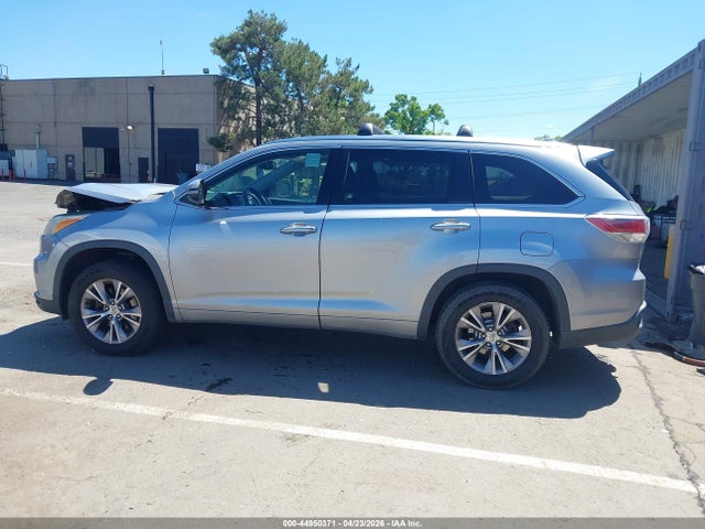 Toyota Highlander Xle V6 2015 5TDKKRFH3FS066682 Image 14