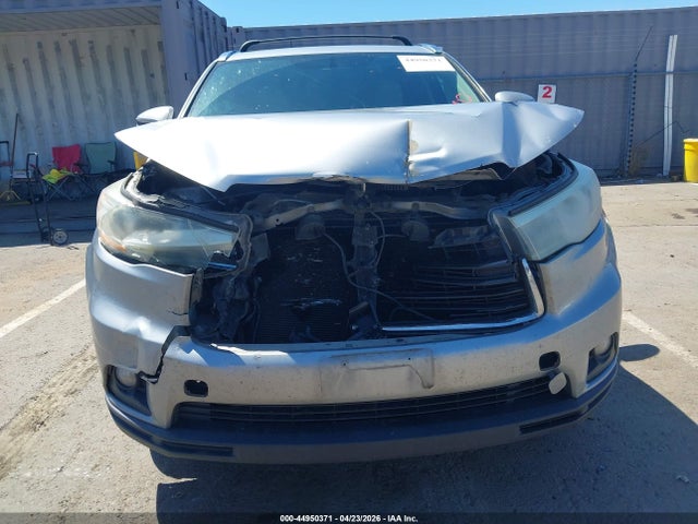 Toyota Highlander Xle V6 2015 5TDKKRFH3FS066682 Image 6
