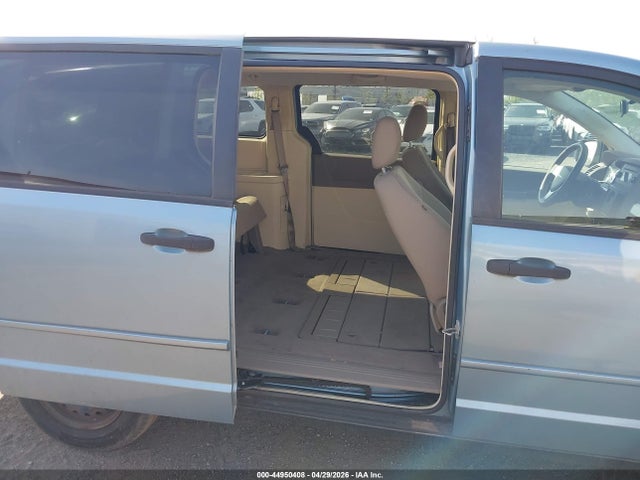 Продажа на аукционе авто 2008 Chrysler Town & Country Lx, vin: 2A8HR44H48R601342, номер лота: 44950408
