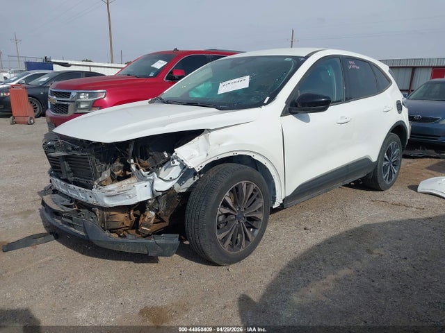 Продаж на аукціоні авто 2022 Ford Escape Se, vin: 1FMCU9G62NUB97622, номер лоту: 44950409