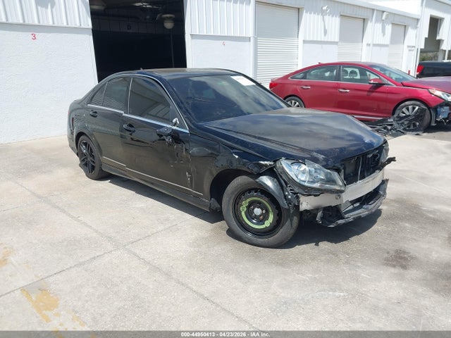 44950413 :رقم المزاد ، WDDGF8BB0CR229181 vin ، 2012 Mercedes-benz C 300 Sport 4matic مزاد بيع
