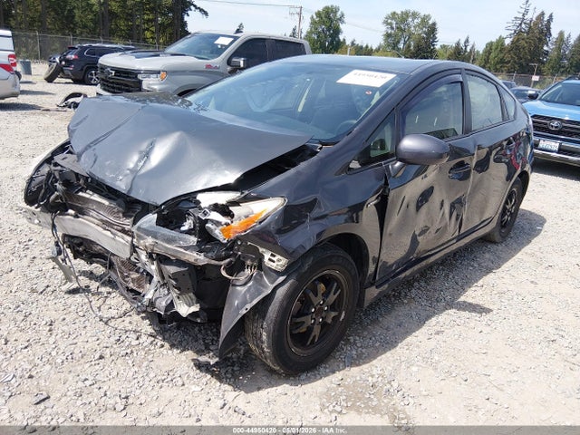 JTDKN3DU3F0439694 Toyota Prius Two