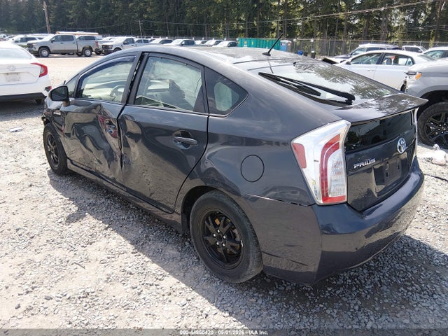 JTDKN3DU3F0439694 Toyota Prius Two