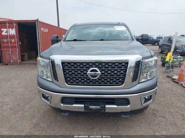 2017 Nissan Titan Xd Sv Diesel მანქანა იყიდება აუქციონზე, vin: 1N6BA1F40HN518224, აუქციონის ნომერი: 44950435