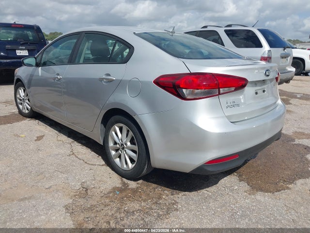 Aukcja sprzedaży 2017 Kia Forte Lx, vin: 3KPFL4A71HE117223, numer aukcji: 44950447