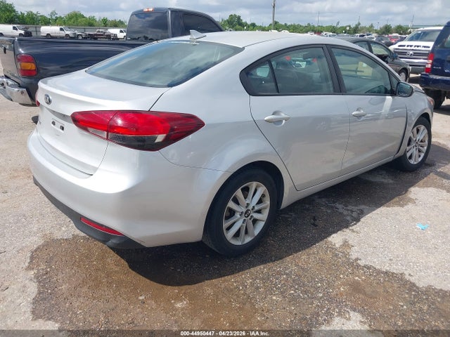 Aukcja sprzedaży 2017 Kia Forte Lx, vin: 3KPFL4A71HE117223, numer aukcji: 44950447