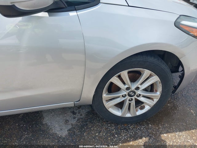 Aukcja sprzedaży 2017 Kia Forte Lx, vin: 3KPFL4A71HE117223, numer aukcji: 44950447