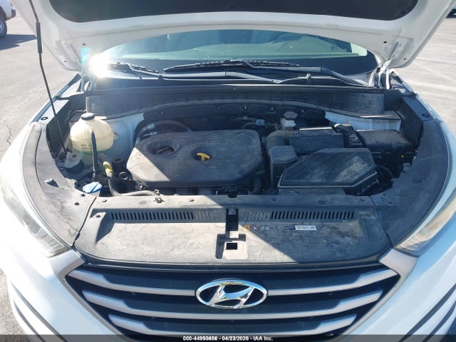 KM8J23A43JU710470 Hyundai TUCSON SE