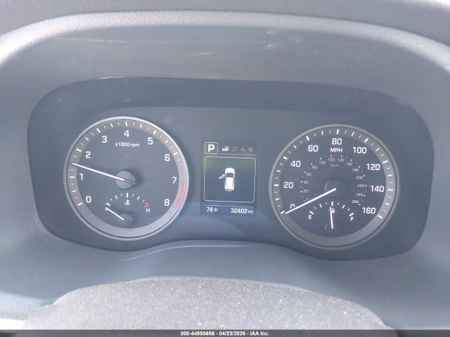 KM8J23A43JU710470 Hyundai TUCSON SE