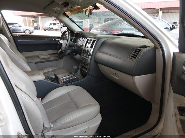 2006 Chrysler 300 Touring მანქანა იყიდება აუქციონზე, vin: 2C3KA53G66H405252, აუქციონის ნომერი: 44950462