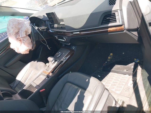 44950470 :رقم المزاد ، WA1ANAFY8L2069742 vin ، 2020 Audi Q5 Premium 45 Tfsi Quattro S Tronic مزاد بيع