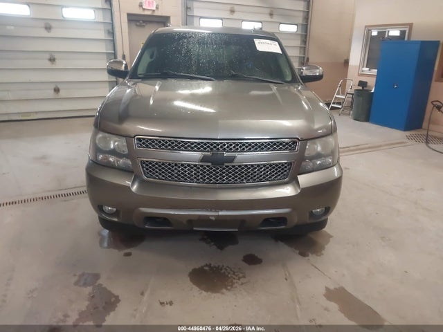 Продажа на аукционе авто 2008 Chevrolet Tahoe Ltz, vin: 1GNFK13068J210055, номер лота: 44950476