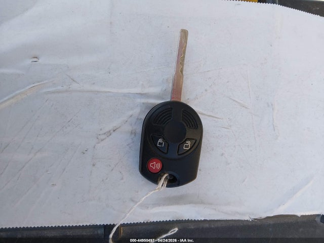 1FMCU0G93HUD43147 Ford ESCAPE SE