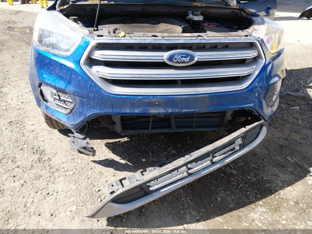 1FMCU0G93HUD43147 Ford ESCAPE SE