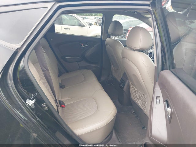 44950499 :رقم المزاد ، KM8JU3AG6FU109310 vin ، 2015 Hyundai Tucson Se مزاد بيع