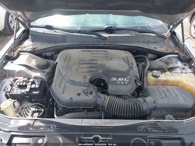 2016 Chrysler 300c მანქანა იყიდება აუქციონზე, vin: 2C3CCAEGXGH351038, აუქციონის ნომერი: 44950504