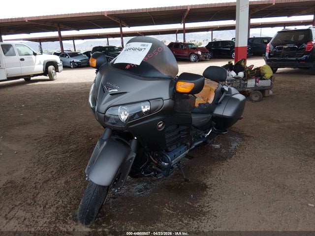 Продаж на аукціоні авто 2015 Honda Gl1800 B, vin: JH2SC684XFK200690, номер лоту: 44950507