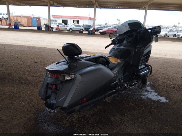 Продаж на аукціоні авто 2015 Honda Gl1800 B, vin: JH2SC684XFK200690, номер лоту: 44950507