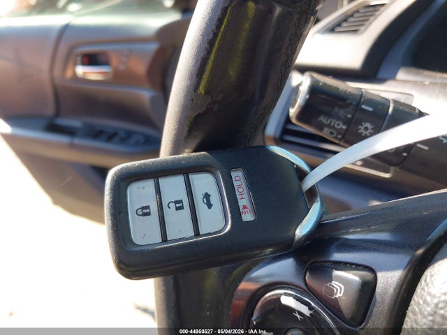 Продажа на аукционе авто 2014 Honda Accord Ex-l, vin: 1HGCR2F88EA059134, номер лота: 44950527