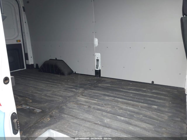 Продажа на аукционе авто 2024 Ford Transit-350, vin: 1FTBF7C84RKB71112, номер лота: 44950548