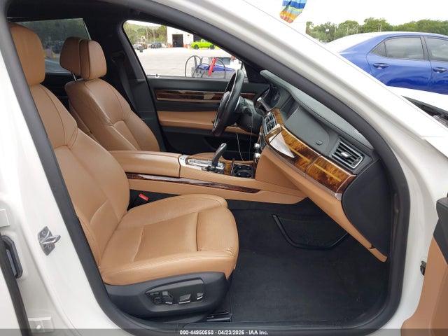 44950550 :رقم المزاد ، WBAYE4C51DD137494 vin ، 2013 Bmw 740li مزاد بيع