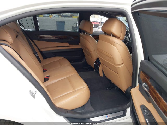 44950550 :رقم المزاد ، WBAYE4C51DD137494 vin ، 2013 Bmw 740li مزاد بيع