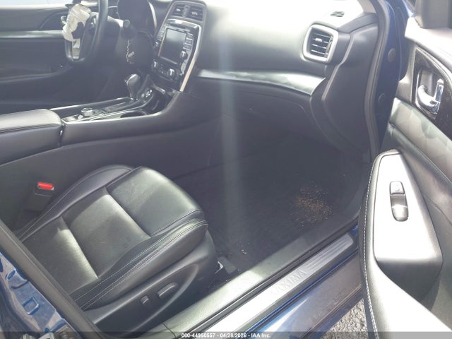 44950557 :رقم المزاد ، 1N4AA6CV4MC506047 vin ، 2021 Nissan Maxima Sv Xtronic Cvt مزاد بيع