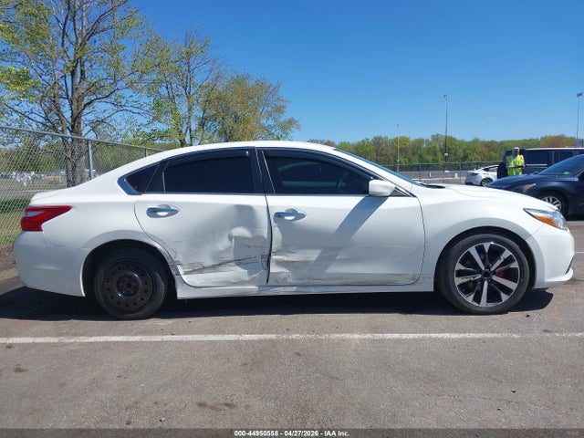 Aukcja sprzedaży 2017 Nissan Altima 2.5 S, vin: 1N4AL3AP4HC194394, numer aukcji: 44950558