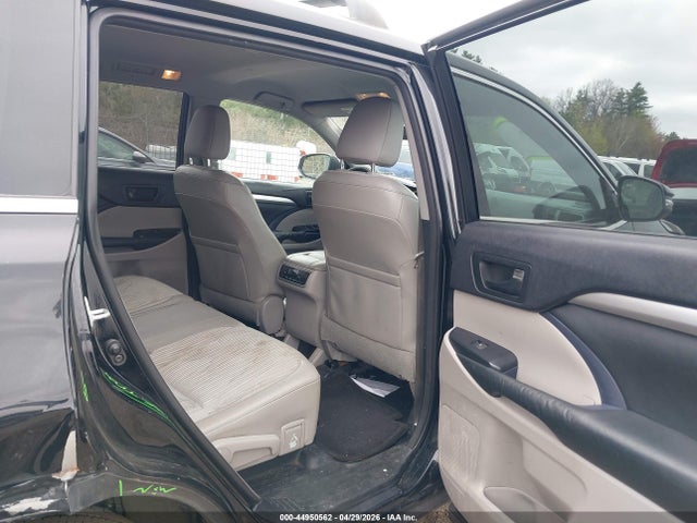 5TDBKRFH4ES062719 Toyota Highlander Le Plus V6