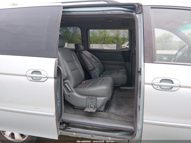 44950563 :رقم المزاد ، 2HKRL18922H588075 vin ، 2002 Honda Odyssey Ex-l مزاد بيع