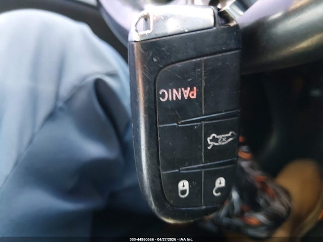 2019 Dodge Challenger Sxt მანქანა იყიდება აუქციონზე, vin: 2C3CDZAG1KH684528, აუქციონის ნომერი: 44950566
