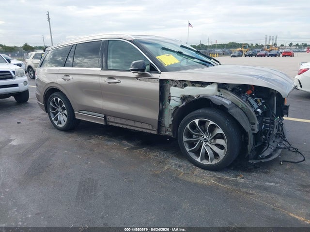 2021 Lincoln Aviator Grand Touring მანქანა იყიდება აუქციონზე, vin: 5LMYJ8XYXMNL02441, აუქციონის ნომერი: 44950579