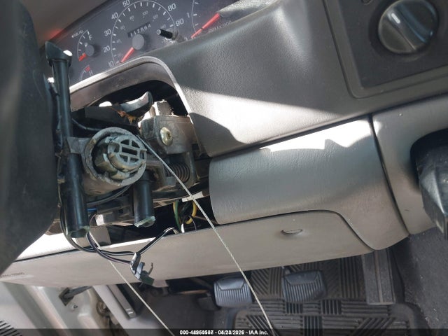 2000 Ford F-350 Lariat/xl/xlt მანქანა იყიდება აუქციონზე, vin: 1FTSW31S6YEE49156, აუქციონის ნომერი: 44950587